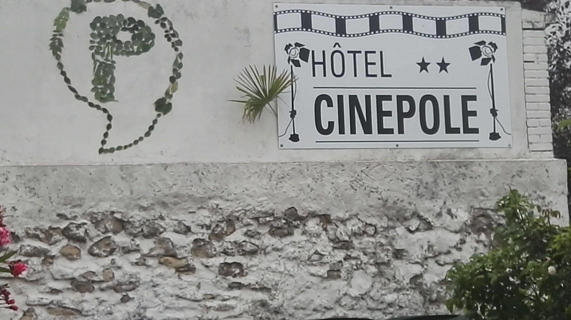 Hôtel Cinépole 3 étoiles Joinville le Pont Esterno foto